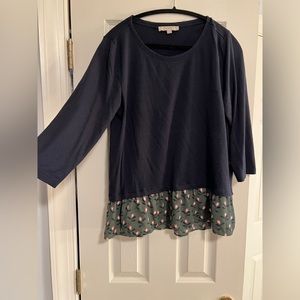 Loft Navy Blue Size Large Half Sleeve Shirt